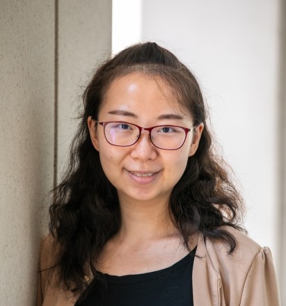 headshot of xueyue (sherry) zhang